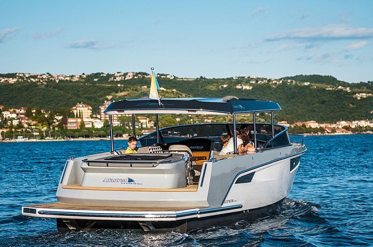 28′ Open Motoryacht