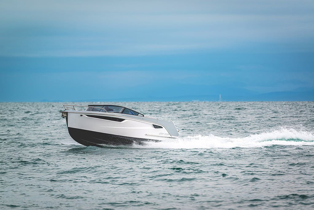 23′ Cabin Evo Motor