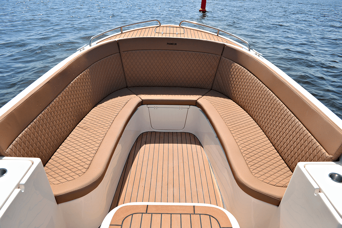 Primeur 700 Lounge